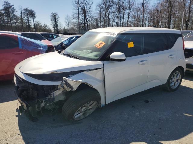 Изображение 1 2020 KIA SOUL LX 2020 с VIN KNDJ23AU2L7004497