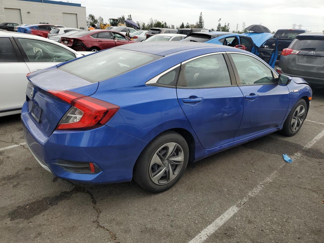 Obraz 3 z 2020 HONDA CIVIC LX 2020 z VIN 2HGFC2F60LH589612