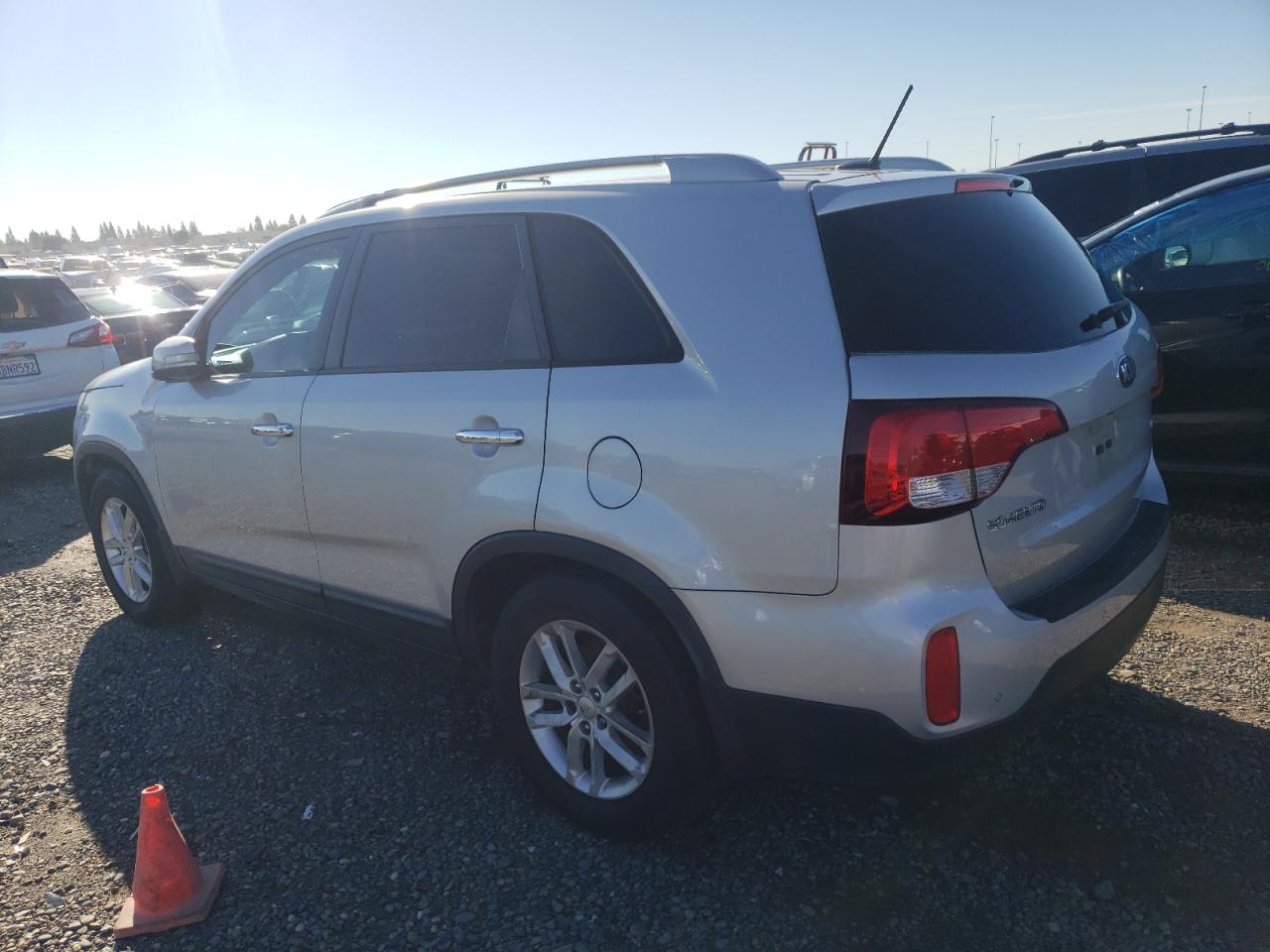 Изображение 2 2014 KIA SORENTO LX 2014 с VIN 5XYKT4A75EG479570