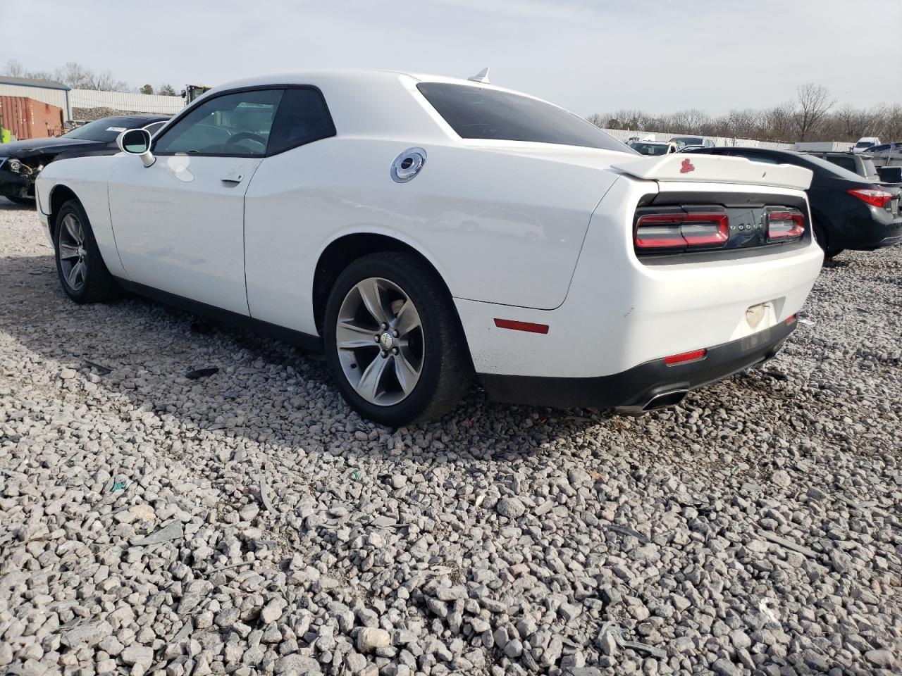 Изображение 2 2015 DODGE CHALLENGER SXT 2015 с VIN 2C3CDZAG5FH873222