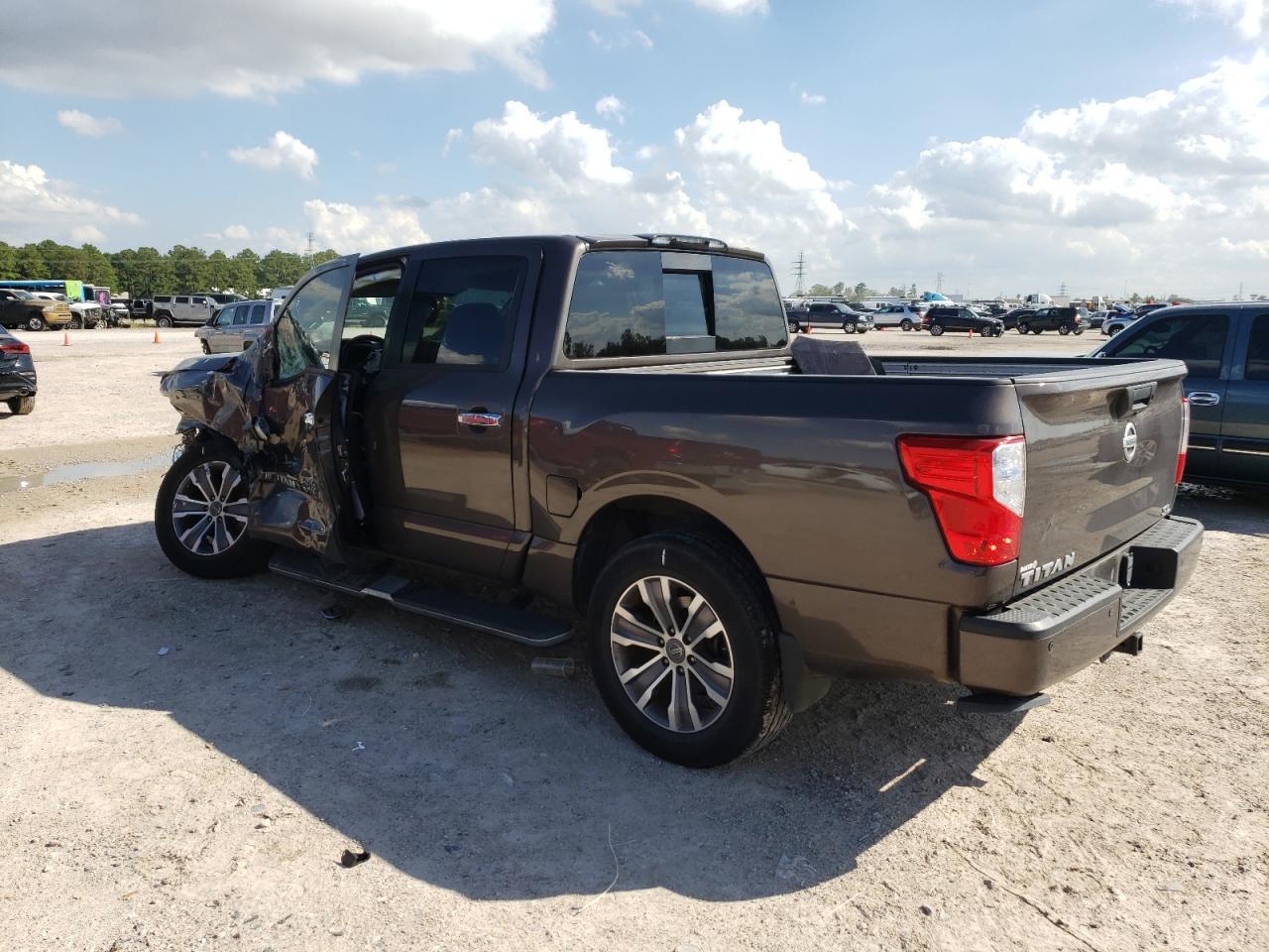 Изображение 2 Nissan Titan Platinum Reserve 2019 с VIN 1N6AA1E63KN502458