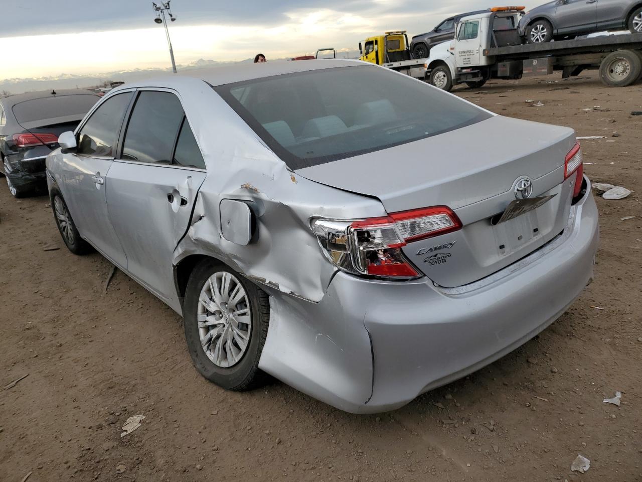Obraz 2 z 2013 TOYOTA CAMRY L 2013 z VIN 4T4BF1FKXDR304586