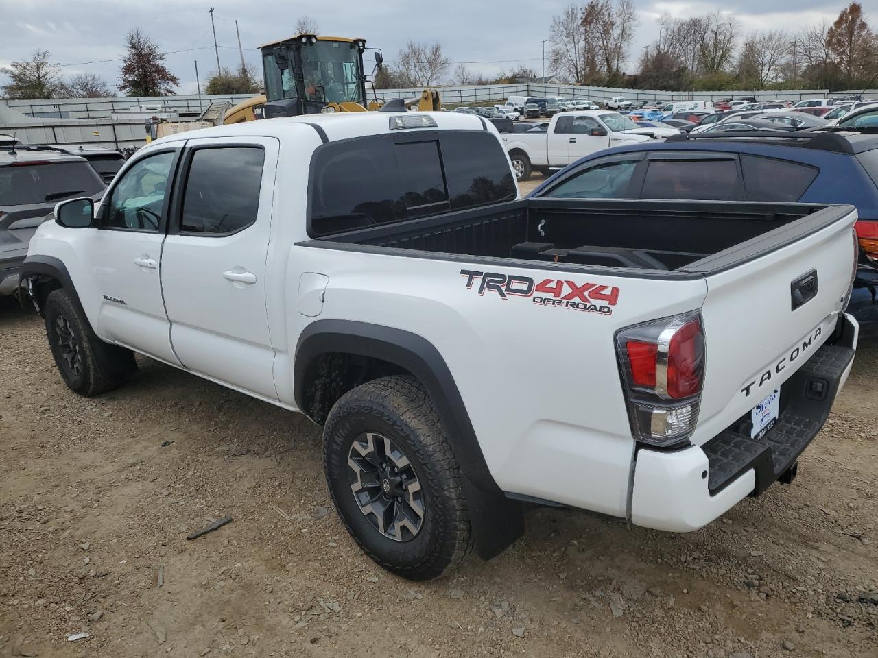 Obraz 2 z 2023 TOYOTA TACOMA DOUBLE CAB 2023 z VIN 3TMCZ5AN0PM636080
