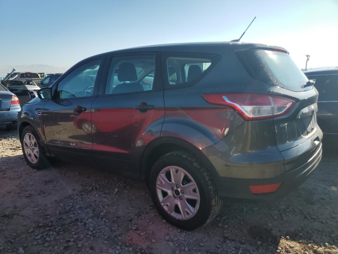 Изображение 2 2016 FORD ESCAPE S 2016 с VIN 1FMCU0F72GUC58900