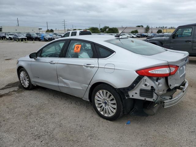 Image 2 of 2016 FORD FUSION SE HYBRID 2016 with VIN 3FA6P0LU8GR241177