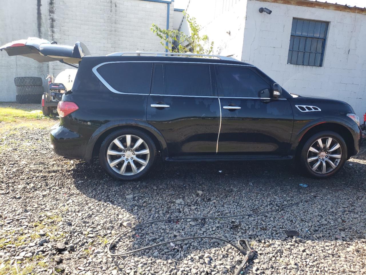 Изображение 3 2011 INFINITI QX56  2011 с VIN JN8AZ2NE8B9006674
