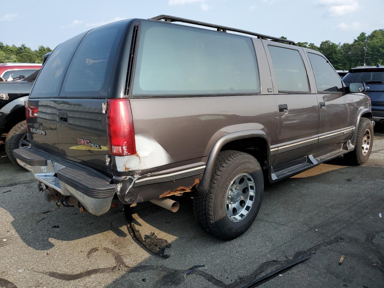 Obraz 3 z 1993 GMC SUBURBAN K1500 1993 z VIN 1GKFK16K3PJ704611