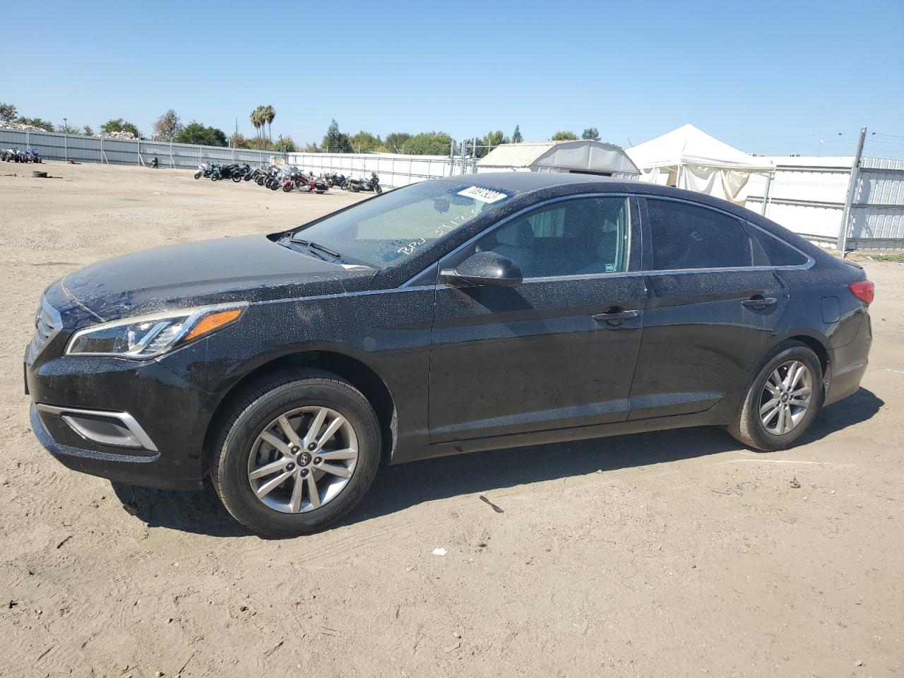 Obraz 1 z 2017 HYUNDAI SONATA SE 2017 z VIN 5NPE24AF4HH592222