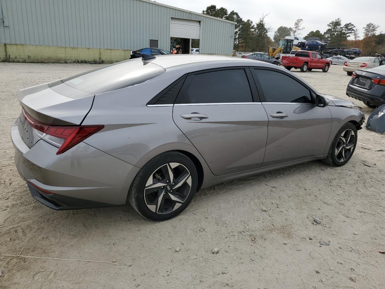 Изображение 3 2023 HYUNDAI ELANTRA LIMITED 2023 с VIN KMHLP4AG5PU462841