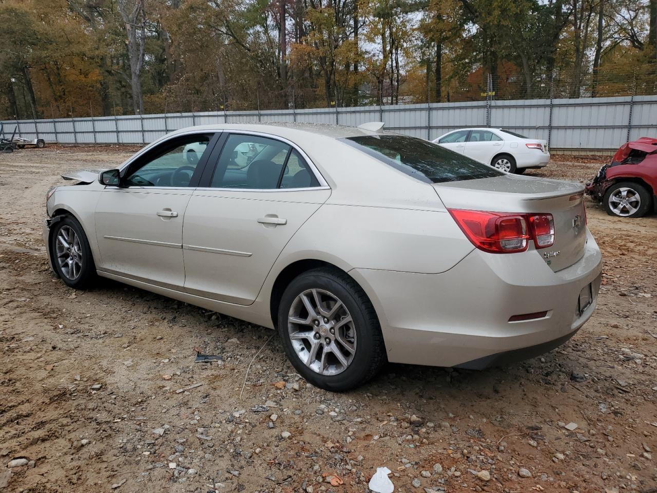 Image 2 of 2015 CHEVROLET MALIBU 1LT 2015 with VIN 1G11C5SL2FF236051