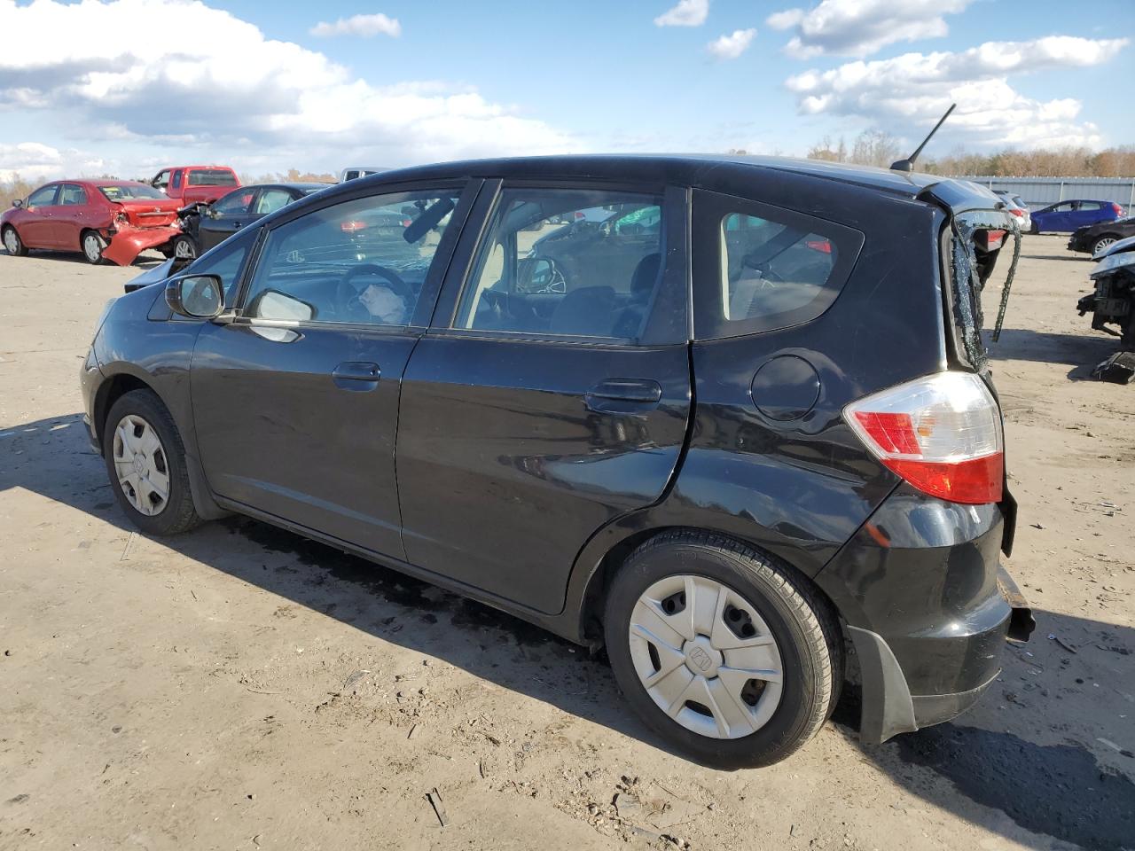 Изображение 2 2012 HONDA FIT  2012 с VIN JHMGE8G38CC037359