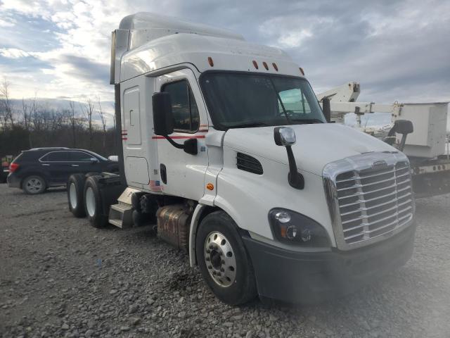 2017 FREIGHTLINER CASCADIA 113  2017 image