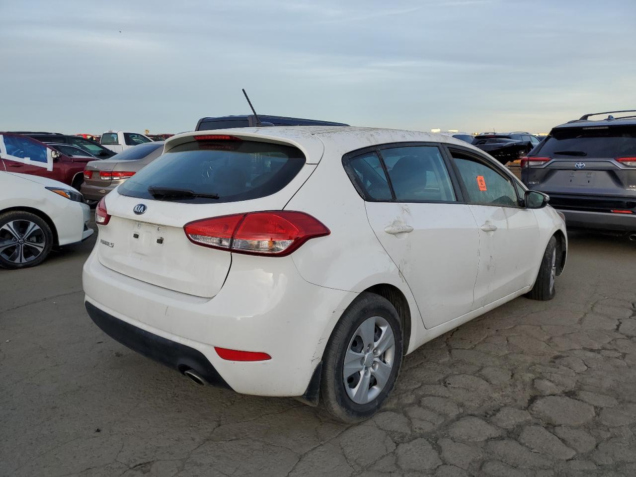 Image 3 of 2018 KIA FORTE LX 2018 with VIN KNAFK5A80J5773784