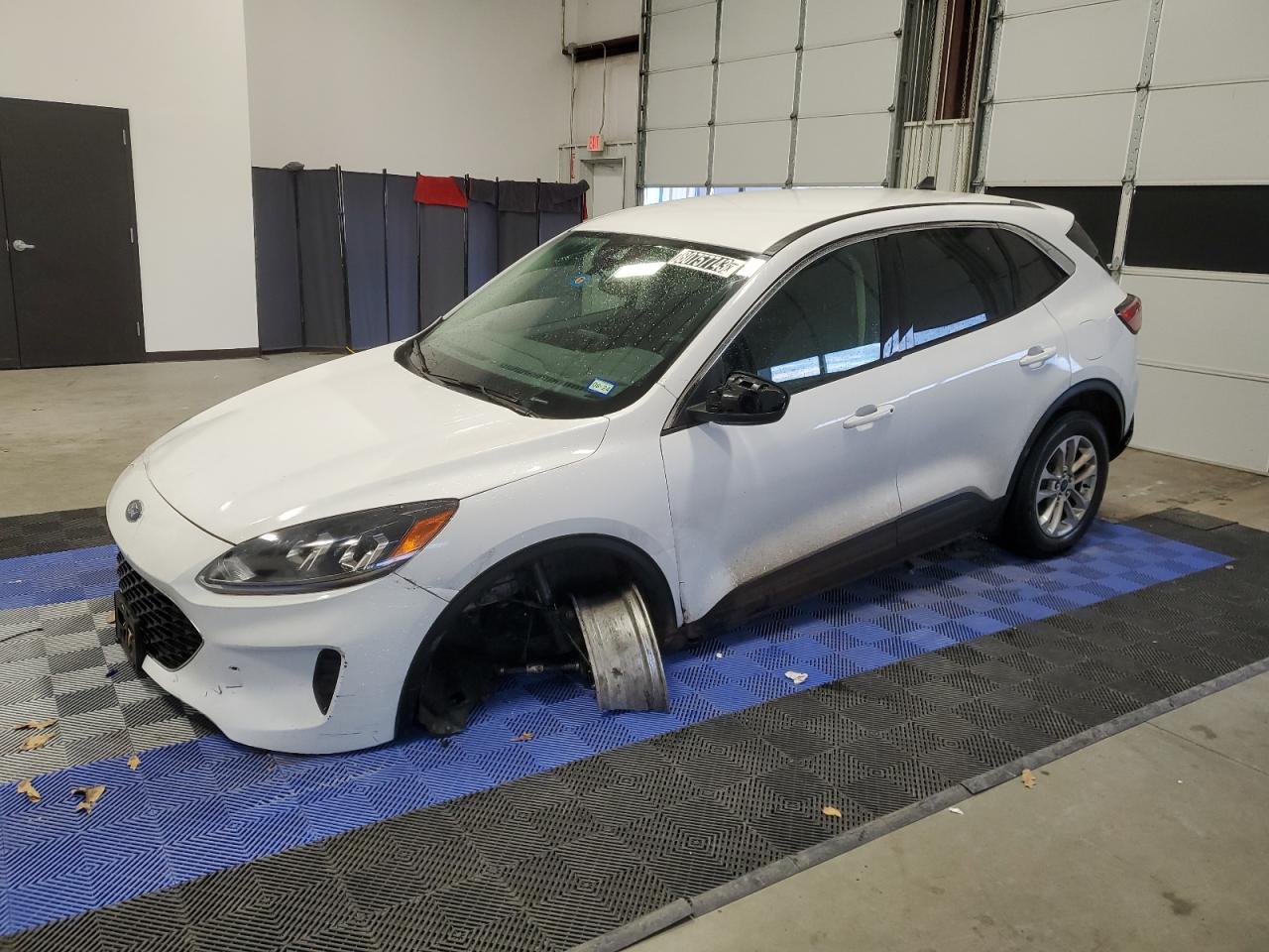 Изображение 2022 FORD ESCAPE SE 2022