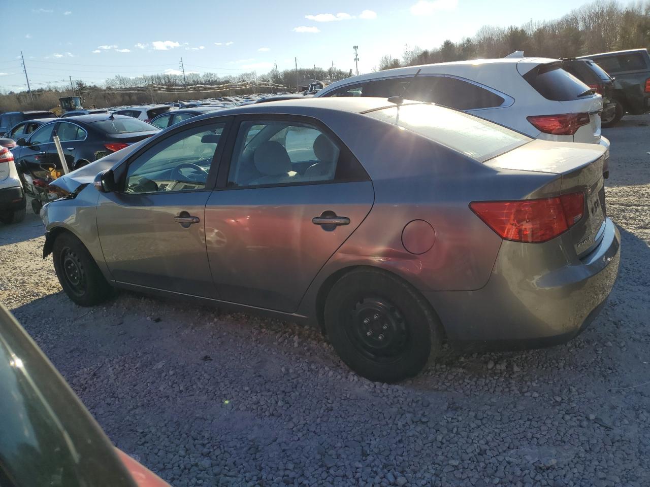 Image 2 of 2010 KIA FORTE EX 2010 with VIN KNAFU4A22A5285288