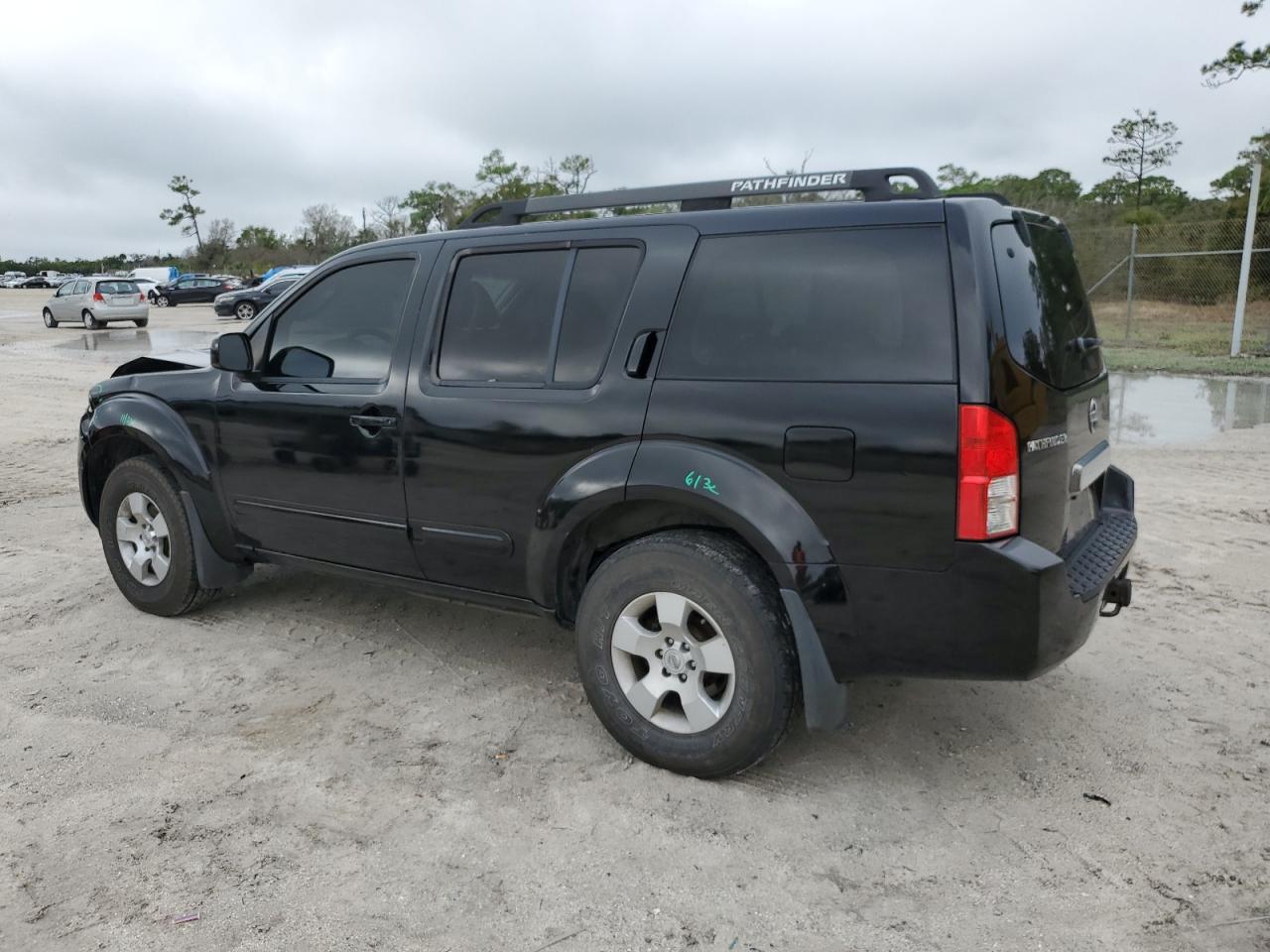 Image 2 of 2007 NISSAN PATHFINDER LE 2007 with VIN 5N1AR18U87C619117
