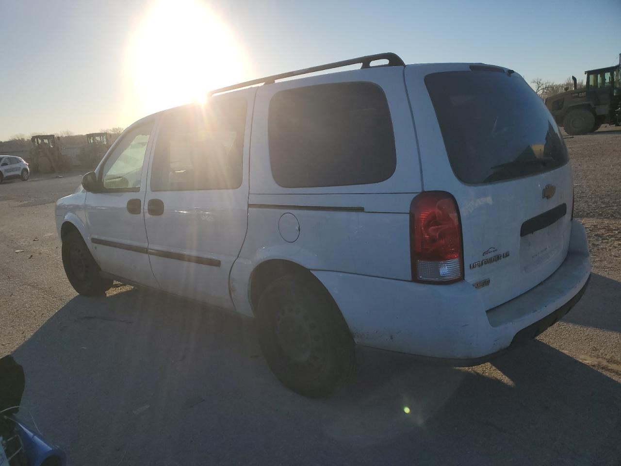 Image 2 of 2008 CHEVROLET UPLANDER LS 2008 with VIN 1GNDV23W68D187612