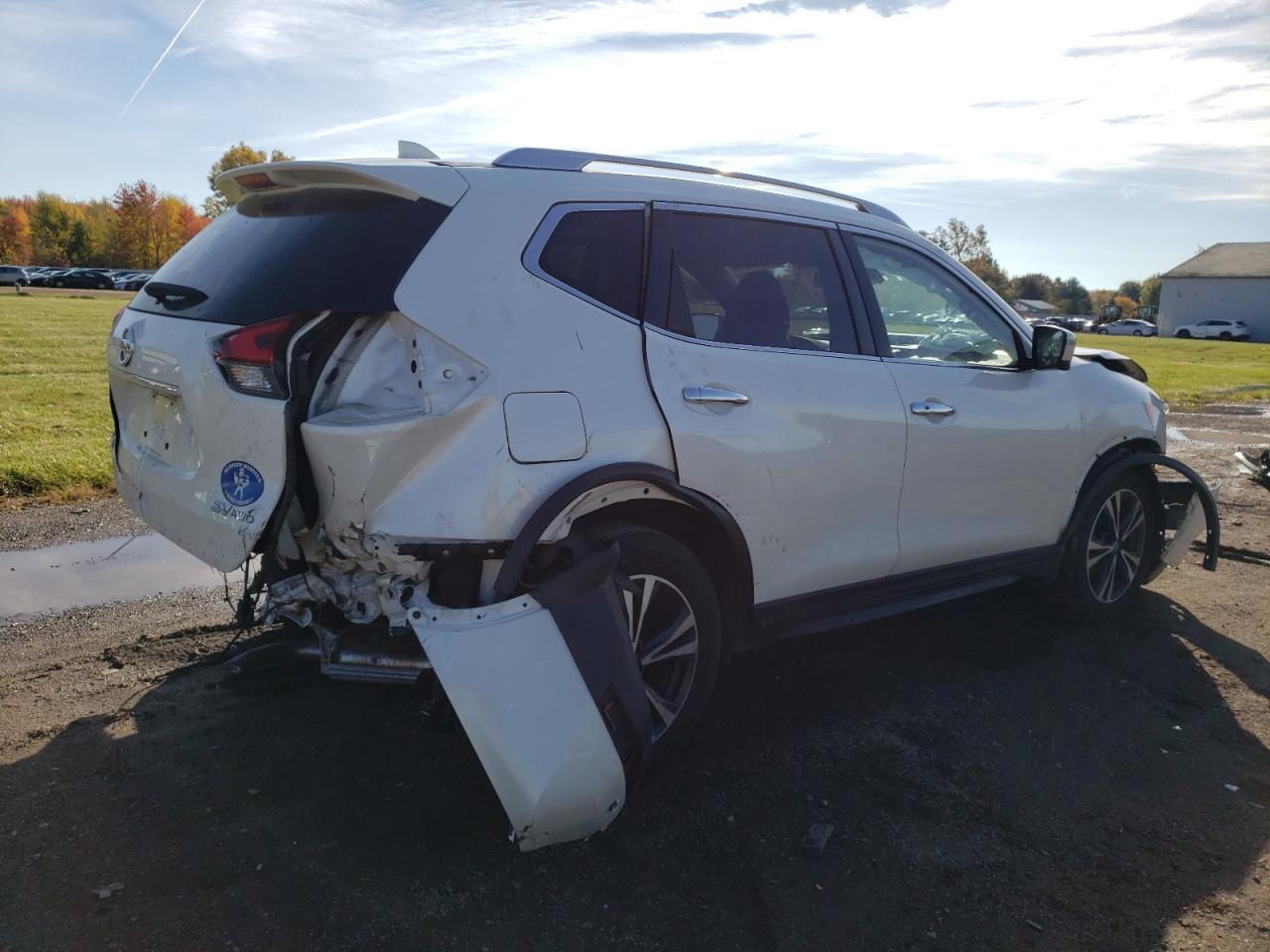 Image 3 of 2019 NISSAN ROGUE S 2019 with VIN JN8AT2MV4KW399030