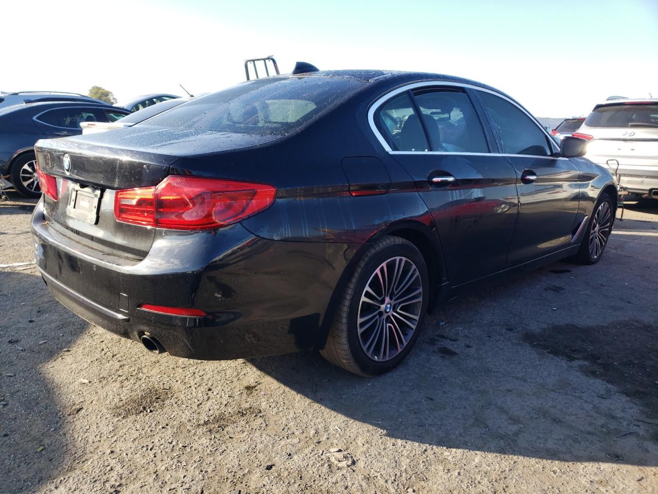 Изображение 3 2018 BMW 530 XI 2018 с VIN WBAJA7C56JWA72692