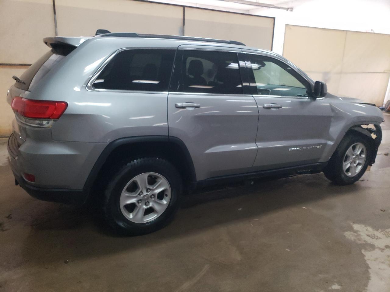 Image 3 of 2015 JEEP GRAND CHEROKEE LAREDO 2015 with VIN 1C4RJFAG1FC710759