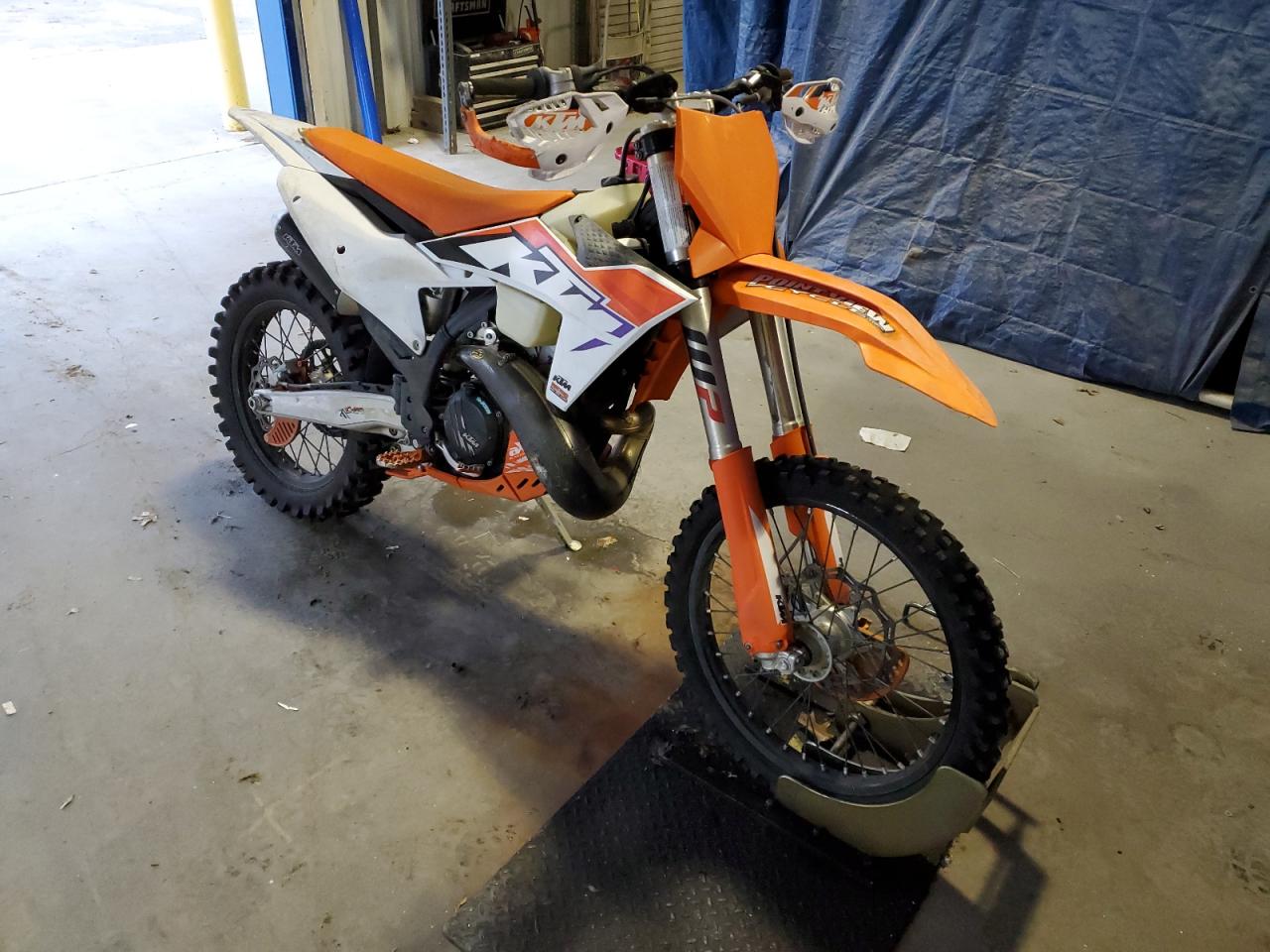 2023 KTM 300 XC 2023 image