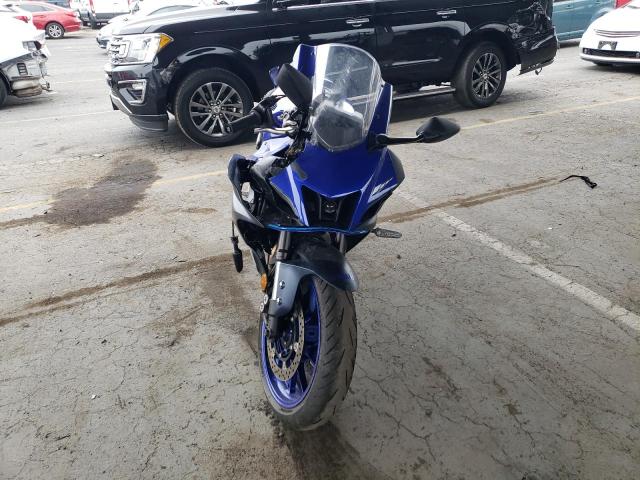 Obraz 2 z 2022 YAMAHA YZFR7  2022 z VIN JYARM38Y2NA001123