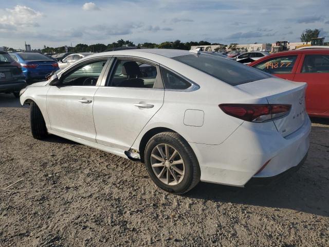 Image 2 of 2018 HYUNDAI SONATA SE 2018 with VIN 5NPE24AF9JH700372