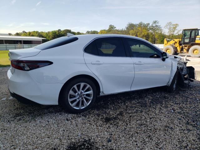 Obraz 3 z 2024 TOYOTA CAMRY LE 2024 z VIN 4T1C11AK0RU840331