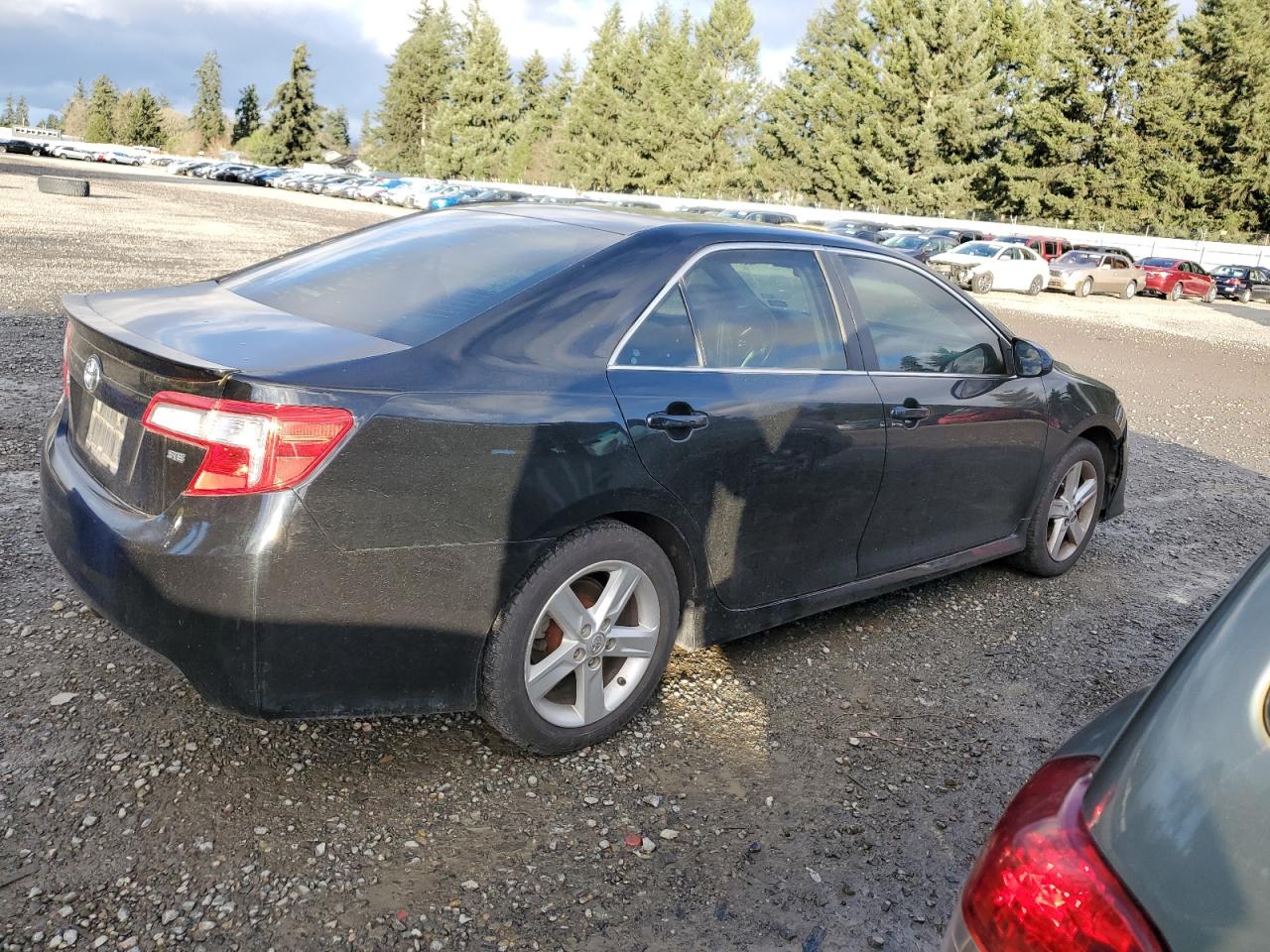 Image 3 of 2014 TOYOTA CAMRY L 2014 with VIN 4T1BF1FK0EU735692