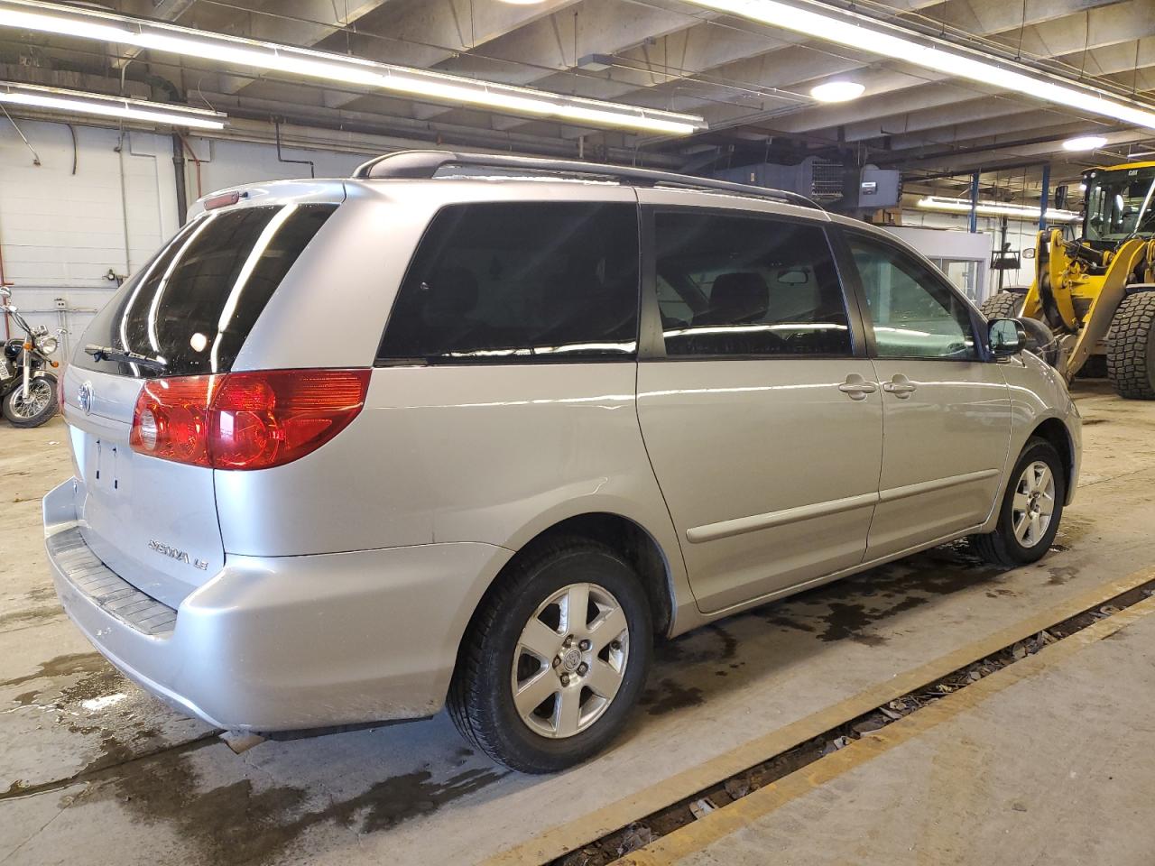 Obraz 3 z 2007 TOYOTA SIENNA CE 2007 z VIN 5TDZK23C57S077912