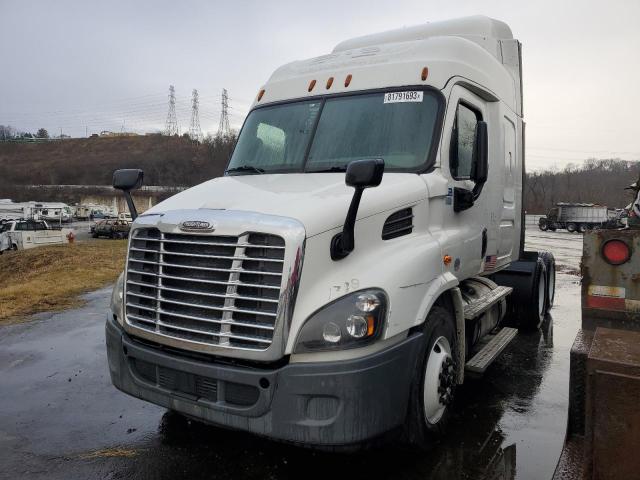 Obraz 2 z 2017 FREIGHTLINER CASCADIA 113  2017 z VIN 3AKJGHDV3HSHZ2773