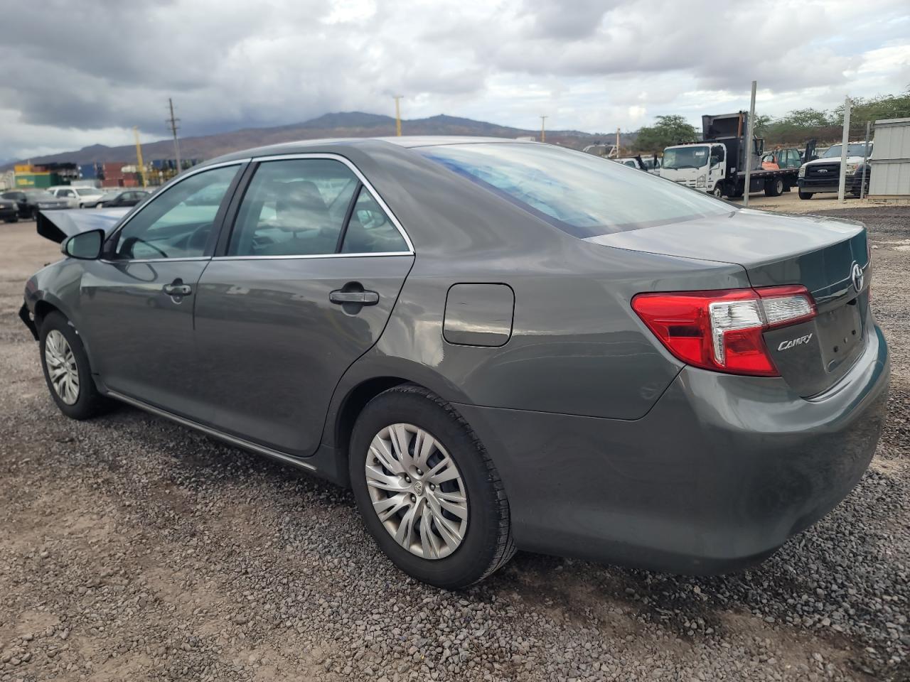 Obraz 2 z 2014 TOYOTA CAMRY L 2014 z VIN 4T1BF1FK9EU767816