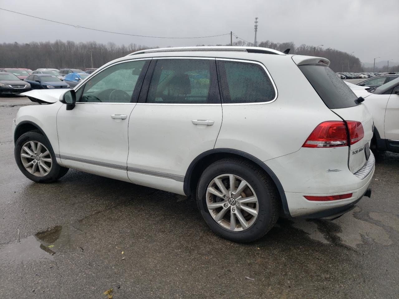 Image 2 of 2013 VOLKSWAGEN TOUAREG V6 2013 with VIN WVGEF9BP2DD013930