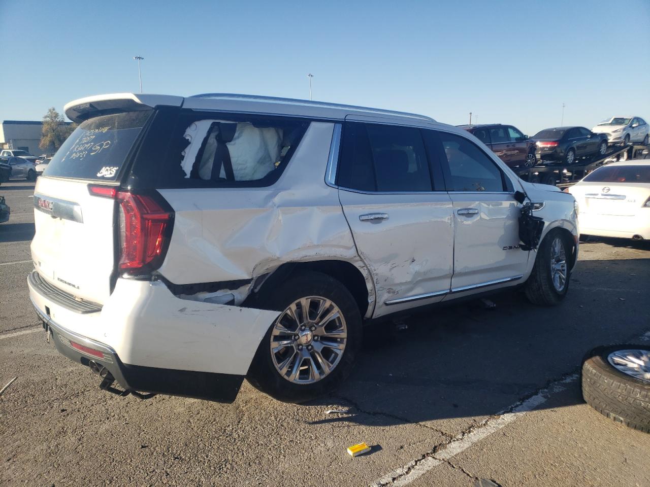 Изображение 3 2022 GMC YUKON DENALI 2022 с VIN 1GKS2DKL5NR146533