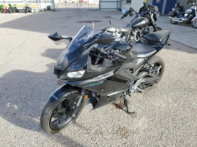 Obraz 2 z 2022 YAMAHA YZFR3 A 2022 z VIN MH3RH18Y2NK008372
