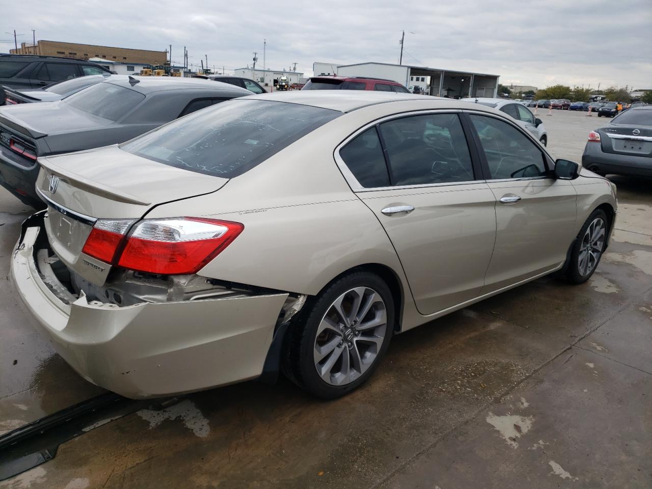 Image 3 of 2013 HONDA ACCORD SPORT 2013 with VIN 1HGCR2F5XDA135330