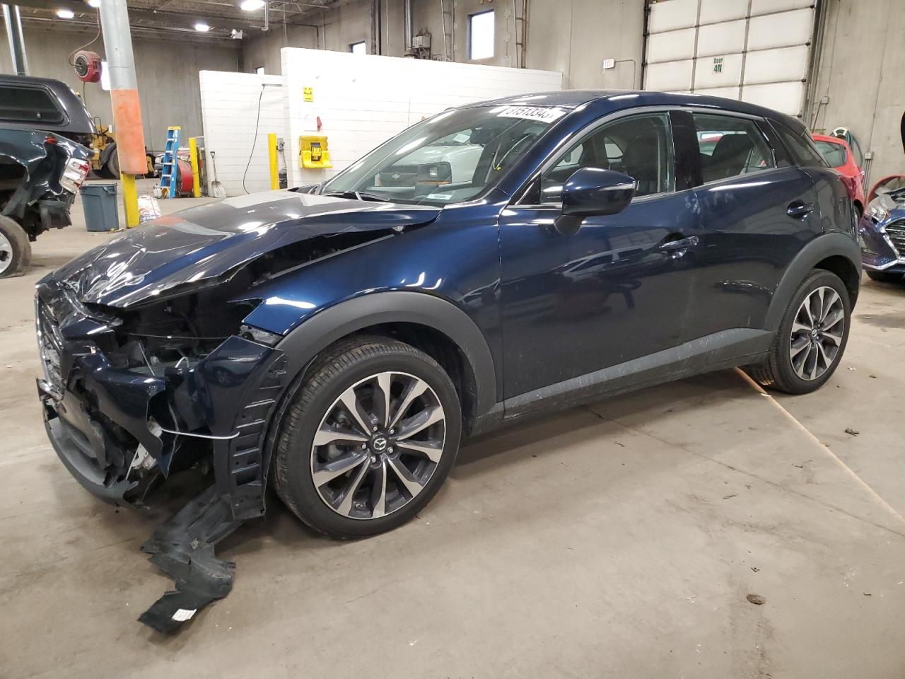 Изображение 1 2019 MAZDA CX-3 TOURING 2019 с VIN JM1DKFC78K1452556