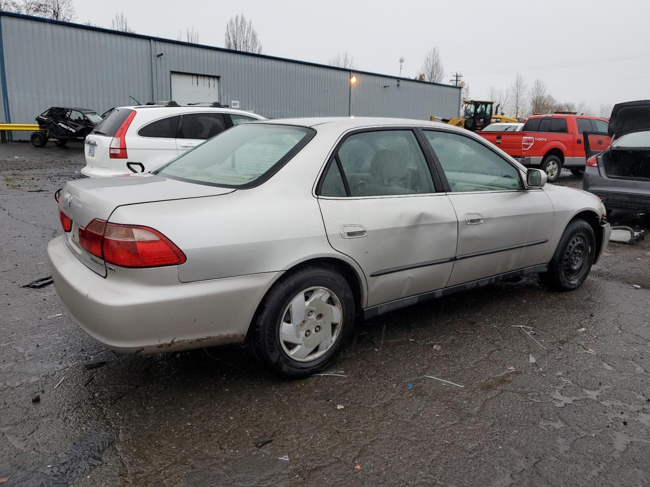Image 3 of 1999 HONDA ACCORD LX 1999 with VIN 1HGCG164XXA037118