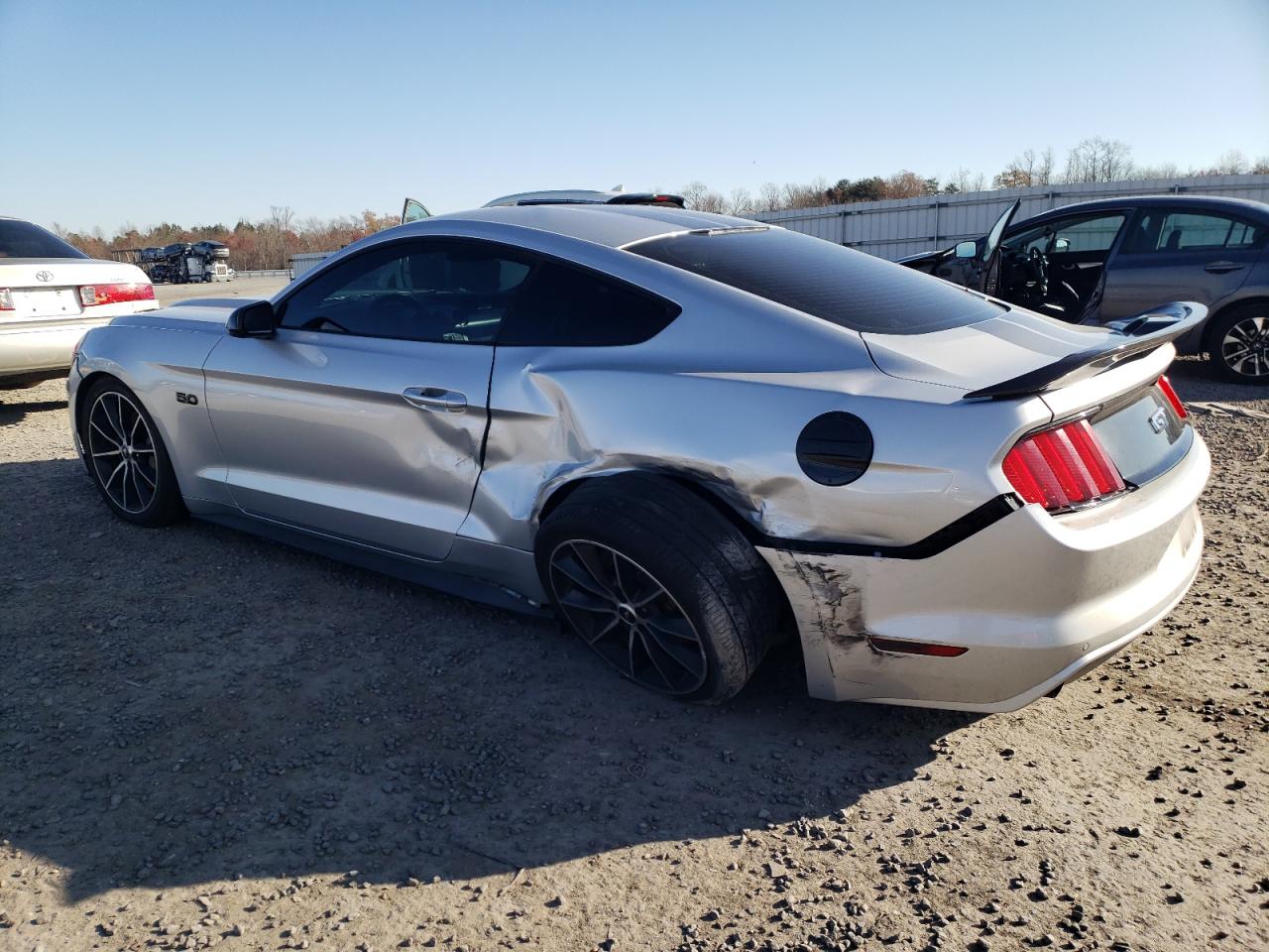 Obraz 2 z 2017 FORD MUSTANG GT 2017 z VIN 1FA6P8CF5H5269930