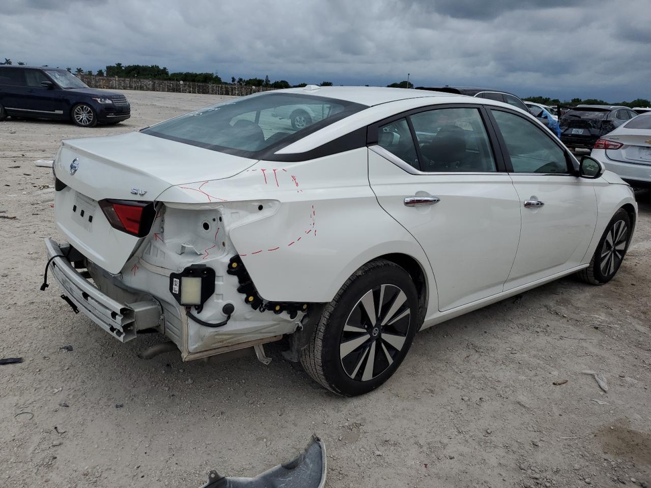 Изображение 3 2022 NISSAN ALTIMA SV 2022 с VIN 1N4BL4DV0NN373648