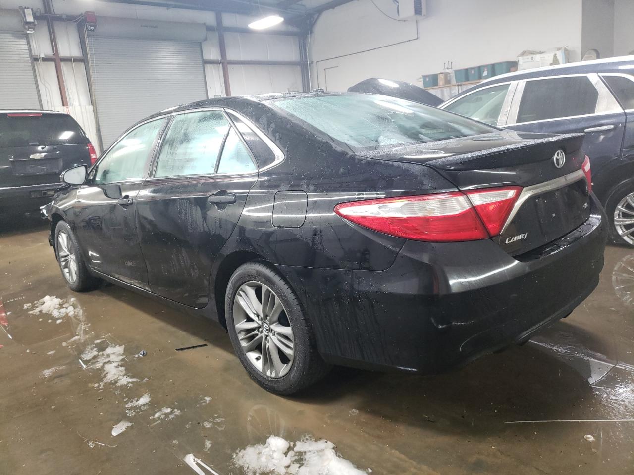 Obraz 2 z 2015 TOYOTA CAMRY LE 2015 z VIN 4T1BF1FK7FU955803