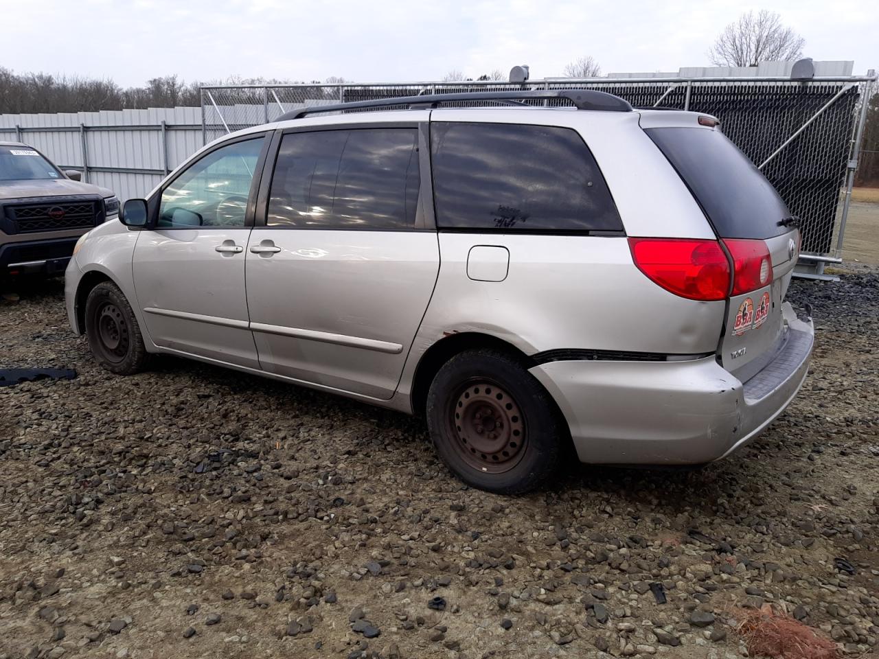 Obraz 2 z 2006 TOYOTA SIENNA CE 2006 z VIN 5TDZA23C96S425714