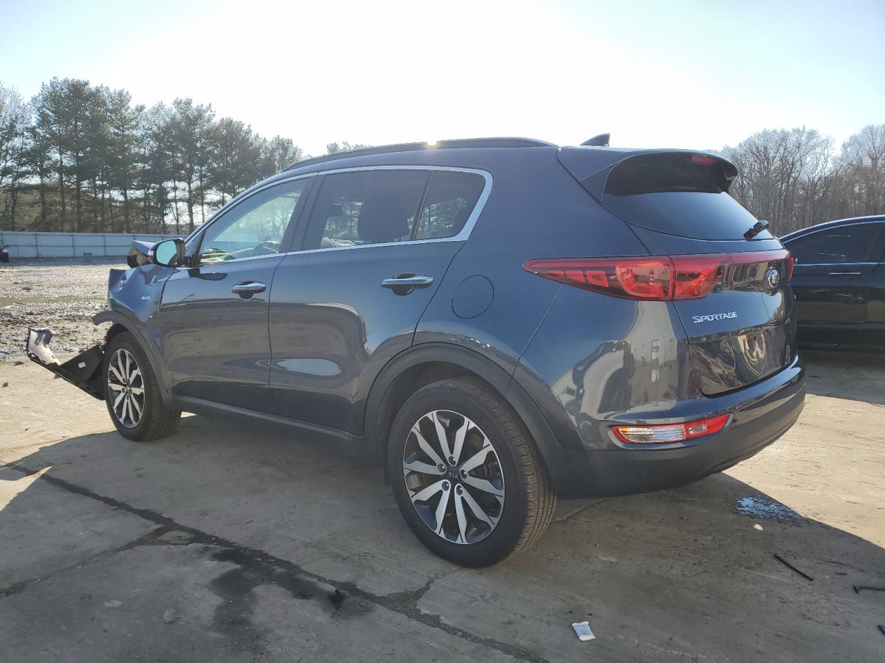 Obraz 2 z 2018 KIA SPORTAGE EX 2018 z VIN KNDPNCAC0J7350554