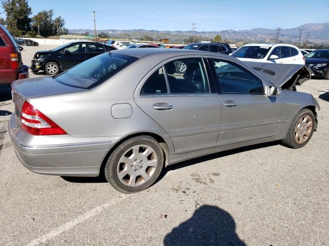 Image 3 of 2005 MERCEDES-BENZ C 240 2005 with VIN WDBRF61J55F604145