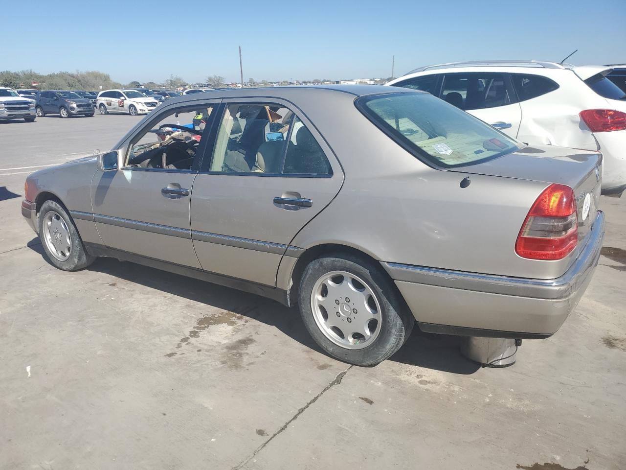 Obraz 2 z 1994 MERCEDES-BENZ C 280 1994 z VIN WDBHA28E2RF107815