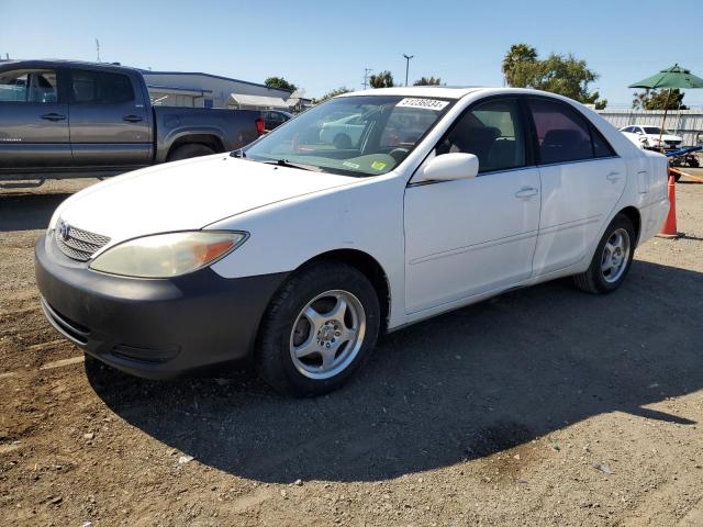 Image 1 of 2002 TOYOTA CAMRY LE 2002 with VIN JTDBE32K320099023