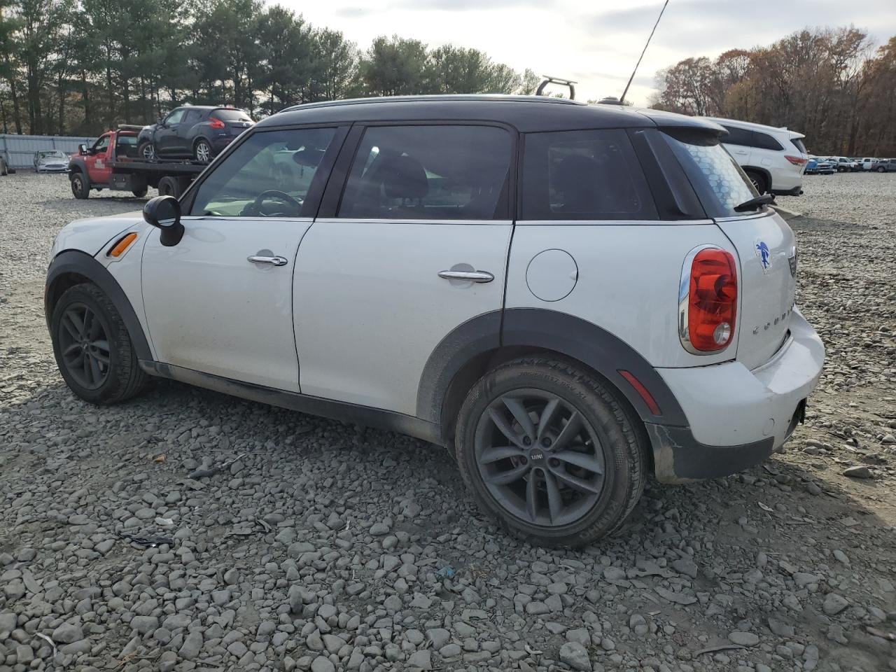 Obraz 2 z 2014 MINI COOPER COUNTRYMAN 2014 z VIN WMWZB3C55EWR41813