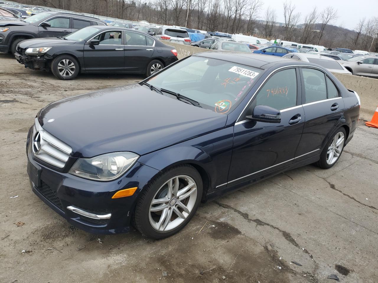 Изображение 1 2012 MERCEDES-BENZ C 300 4MATIC 2012 с VIN WDDGF8BB8CF917155