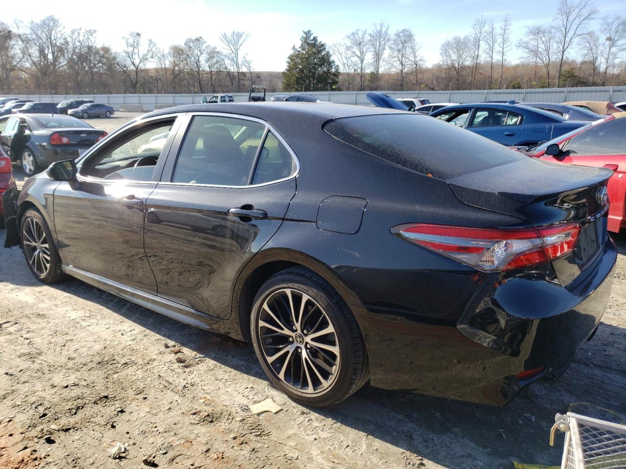 Obraz 2 z 2018 TOYOTA CAMRY L 2018 z VIN JTNB11HK7J3026088