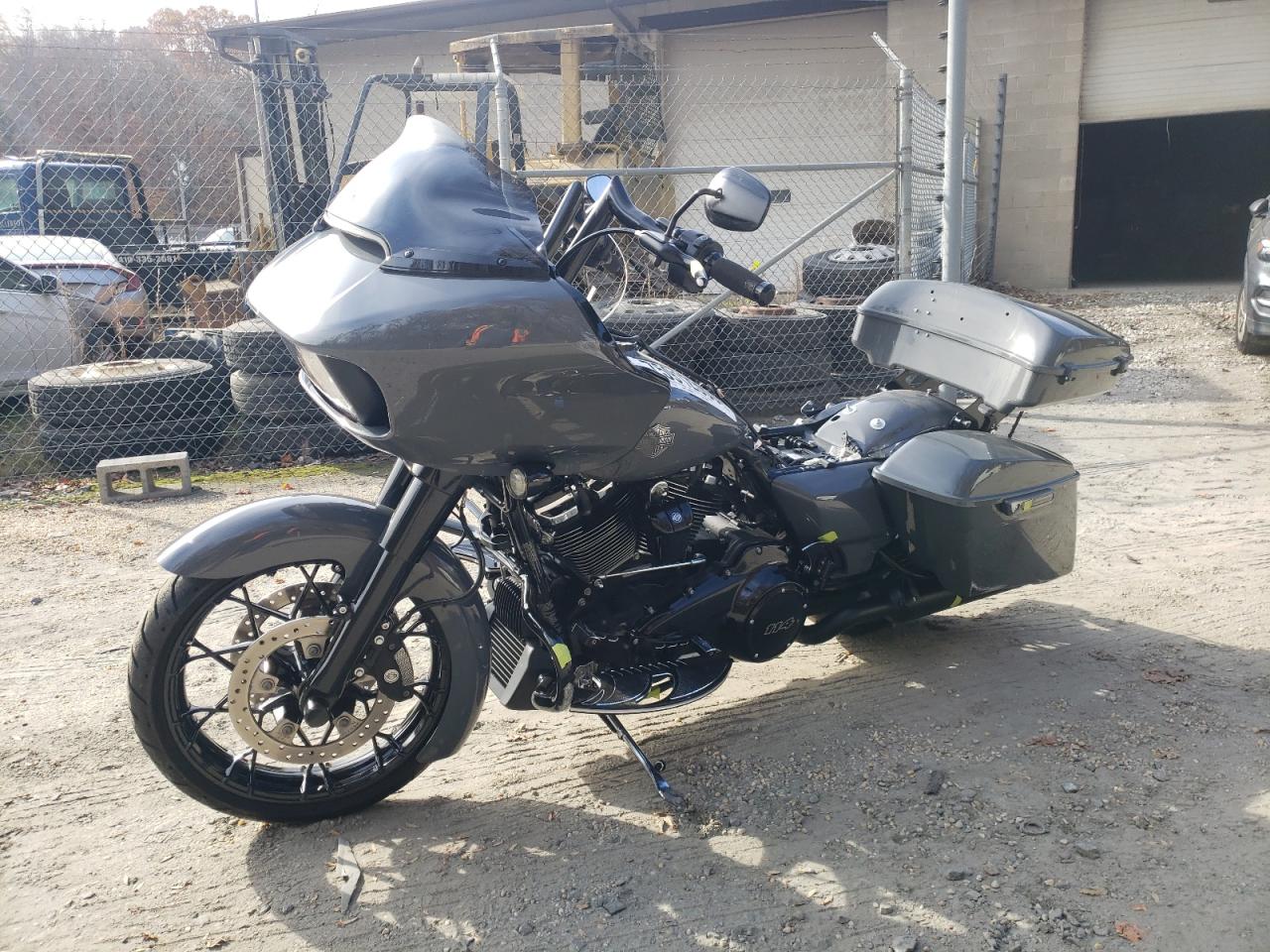Obraz 2 z 2022 HARLEY-DAVIDSON FLTRXS  2022 z VIN 1HD1KTP14NB605020